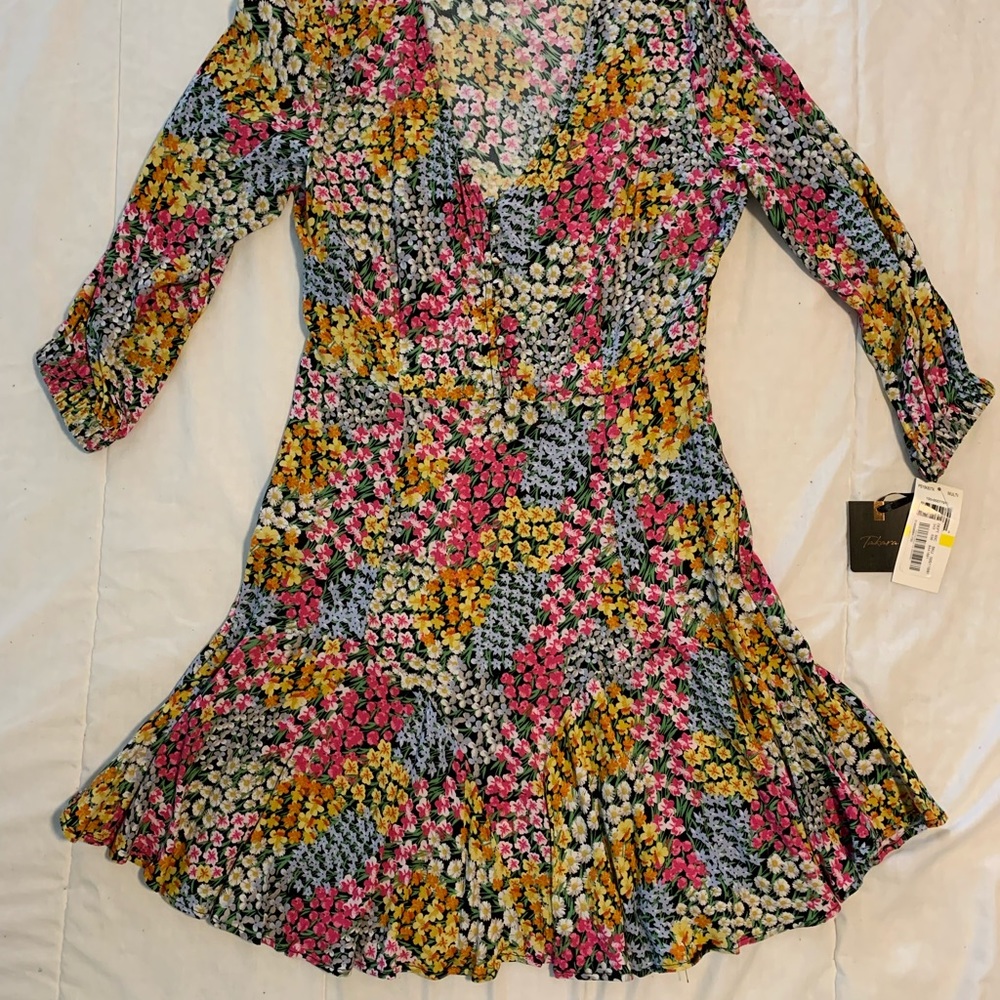 Takara floral v-neck dress. Brand new with tags!